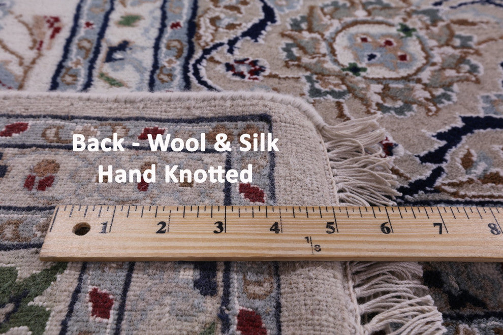 8' Square Wool and Silk Persian Nain Handmade Rug Q9303