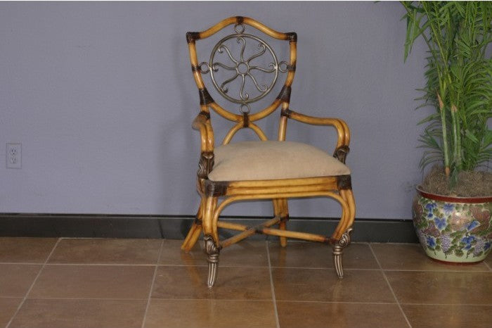 Surat Arm Chair