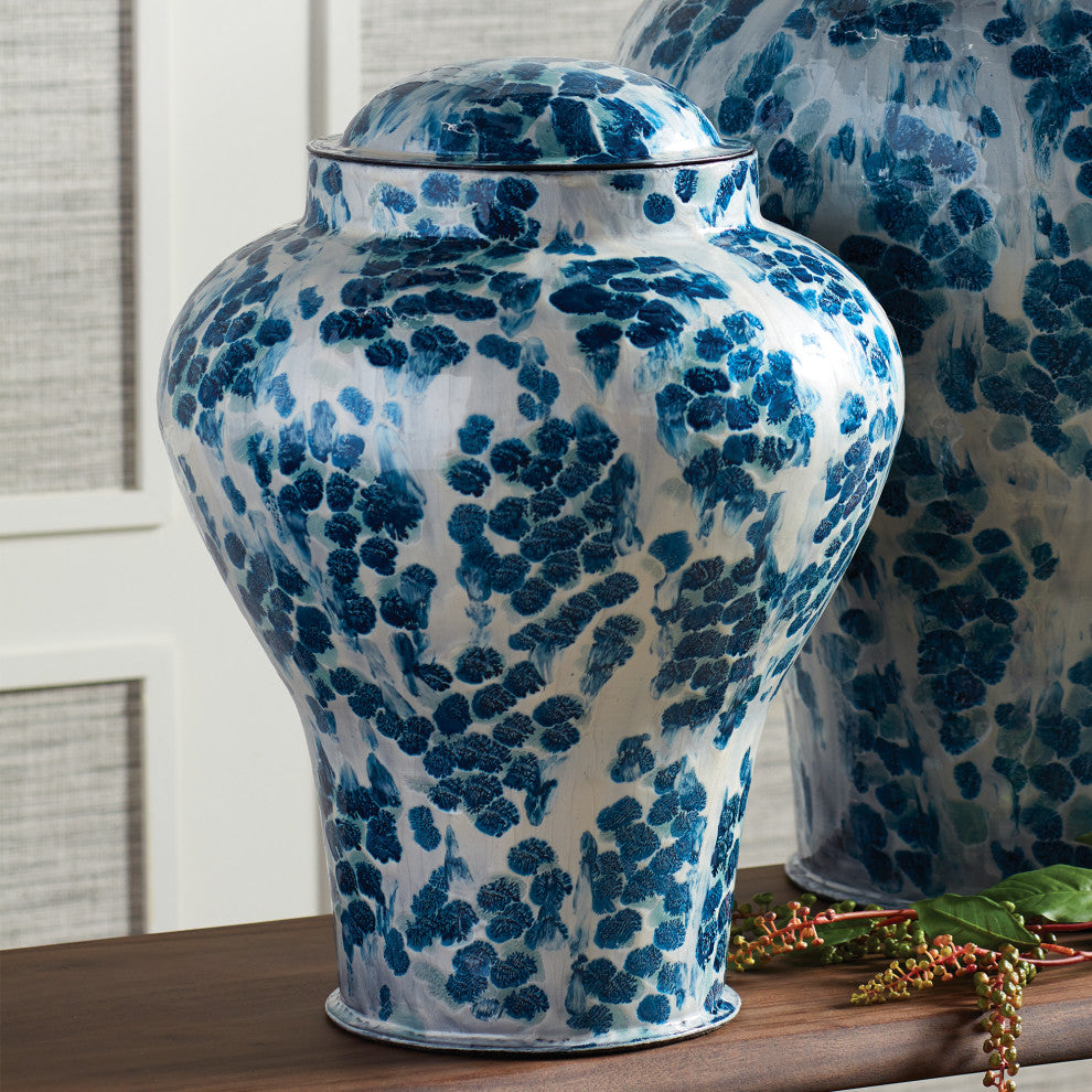 Floret Lidded Urn, Short