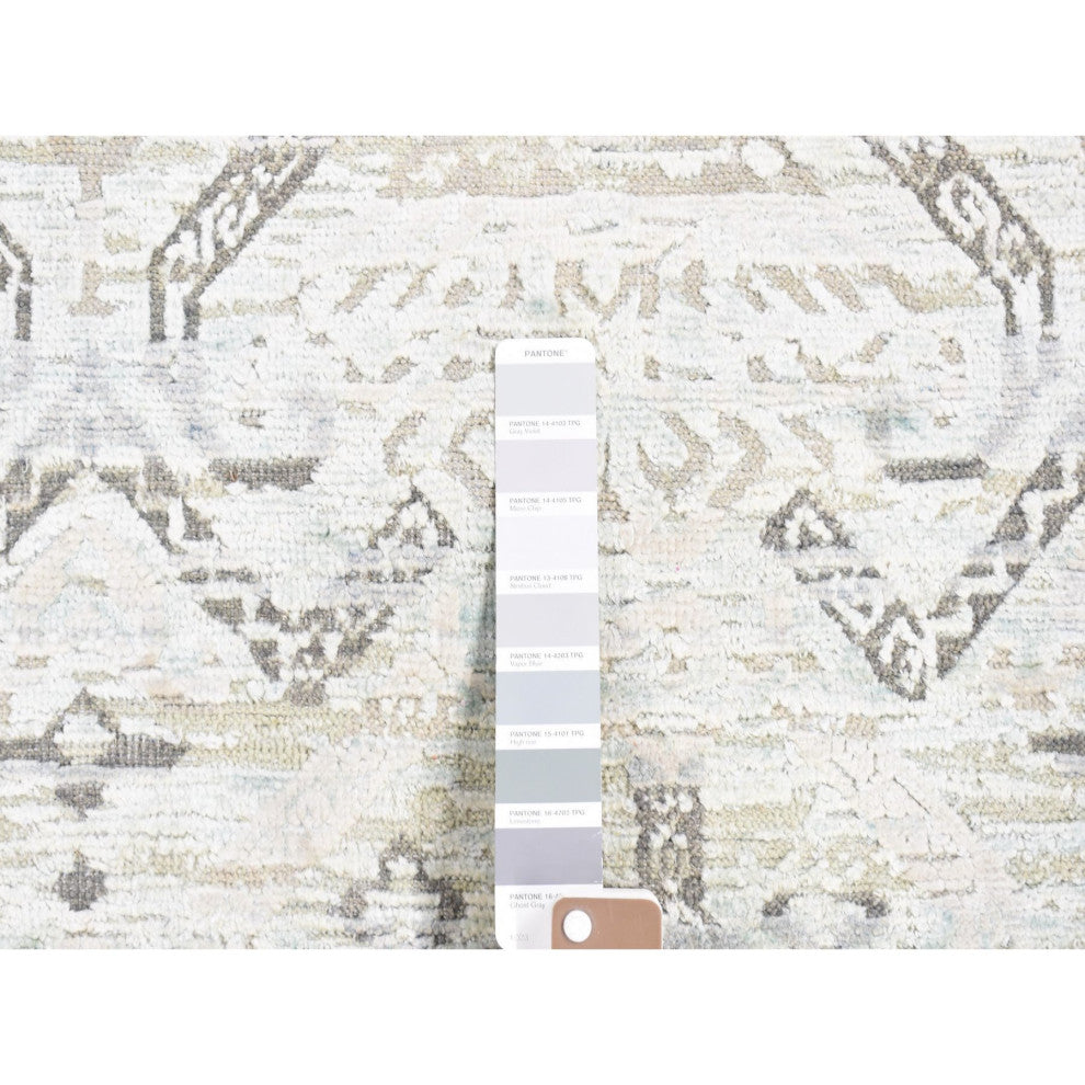 Gray, Modern Design Silk and Wool Hand Knotted Oriental Rug, 3'x5'2"