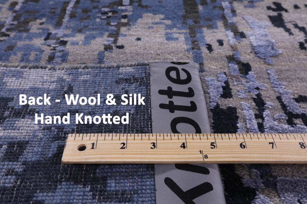 Abstract Wool and Silk Hand-Knotted Rug 8' 10" X 12' 1" Q7079