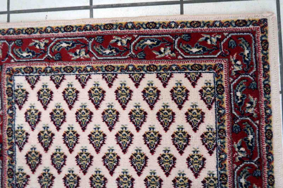 Vintage Italian Seraband Style Rug 2.2'x4.5', 68cmx140cm 1970s