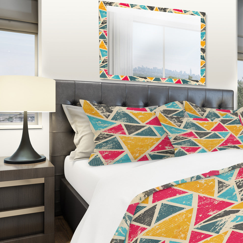 Vintage Triangulare Geometry Modern Duvet Cover, King