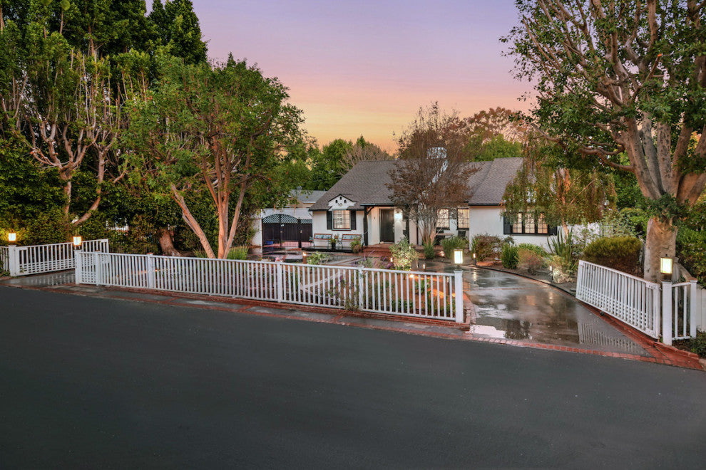 Maxim 3252 Terrace 11" 1 Light Wall Sconce - Bronze / Frosted Seedy Glass