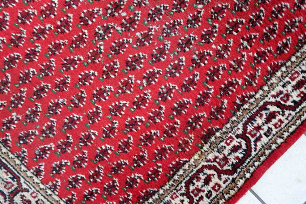 Handmade Vintage Indian Seraband Rug 3'x5.1', 93cmx158cm, 1970s