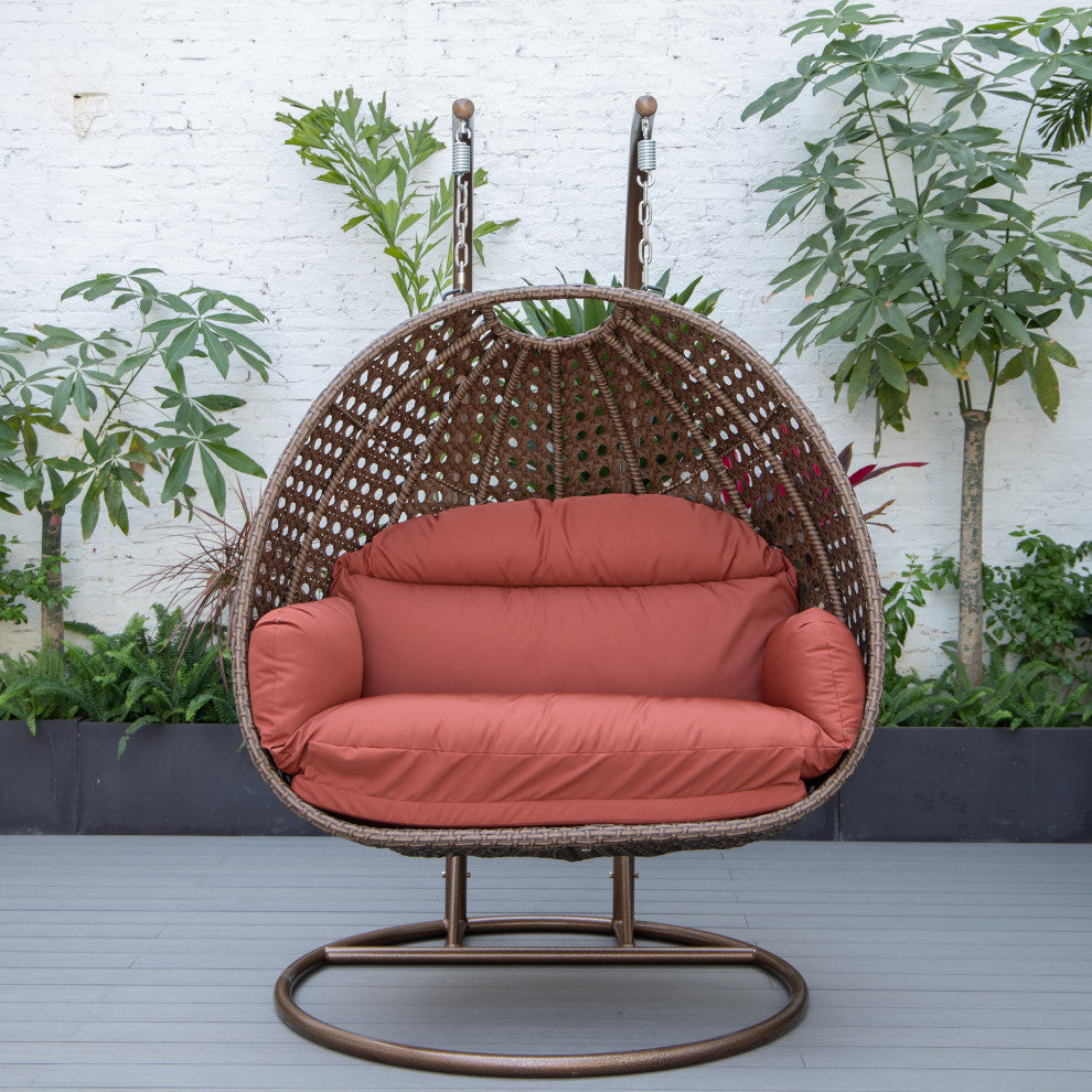 LeisureMod Mendoza Dark Brown Wicker Hanging Double Egg Swing Chair, Cherry