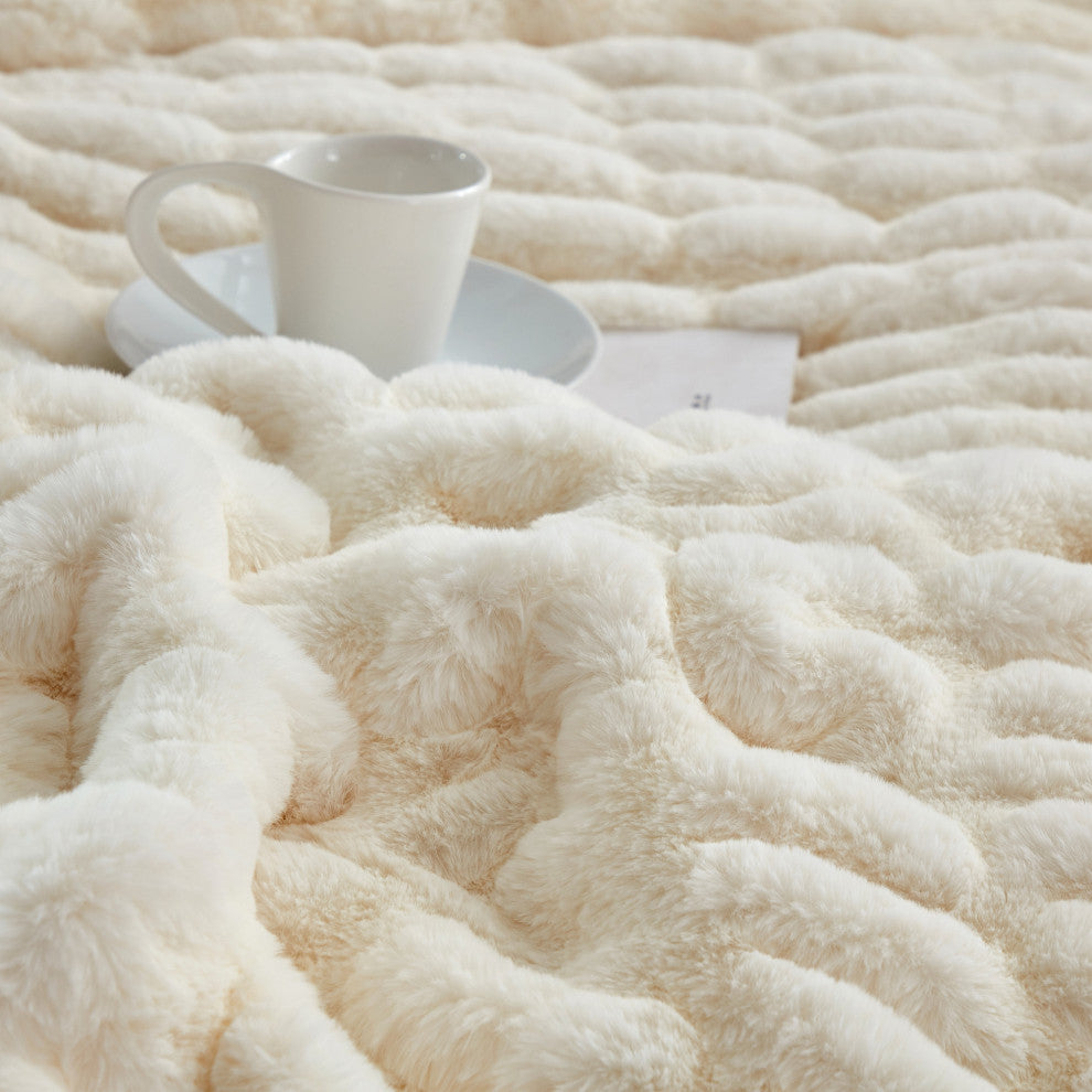 Home Soft Things 3 Piece Shar Pei Faux Fur Set, 92" X 90