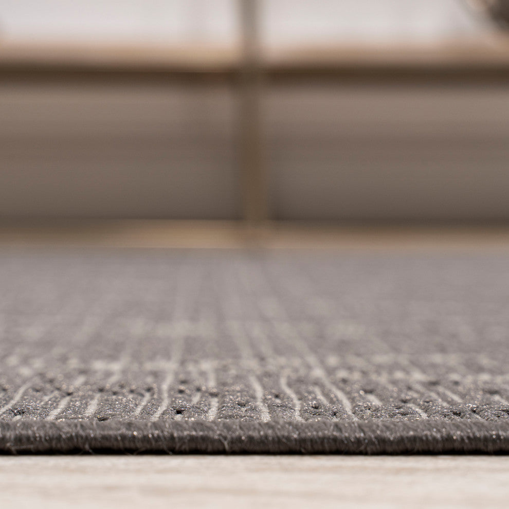 Madaba Moroccan Trellis Indoor/Outdoor Gray/Cream 2 ft. x 10 ft. Runner Rug