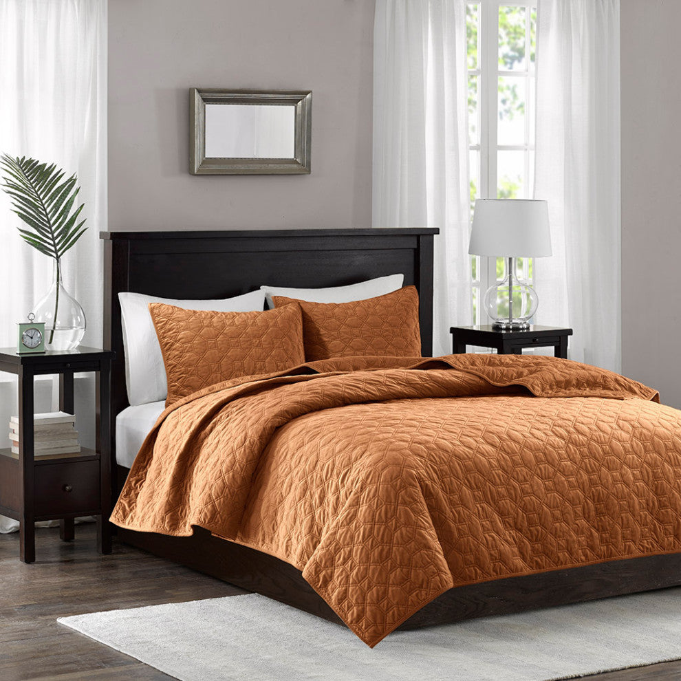 Madison Park Harper 3 Piece Velvet Quilt Set With Coordinating Shams