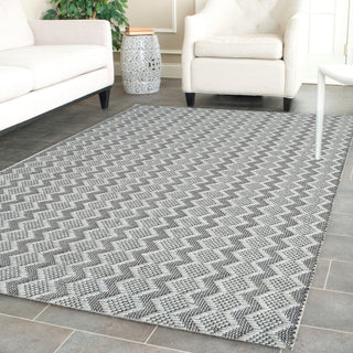 Cleveland Silver and Grey Area Rug, 3.6'x5.6'