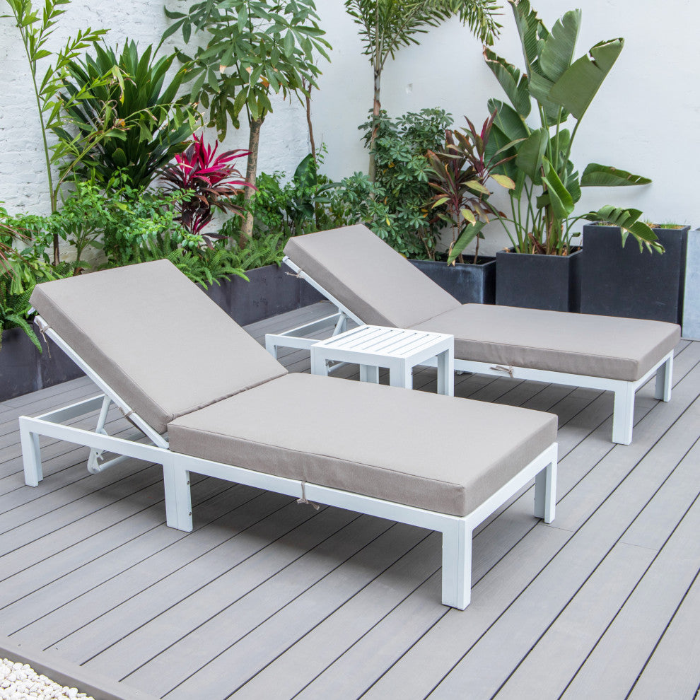 LeisureMod Chelsea Chaise Lounge Chair With Side Table, Beige