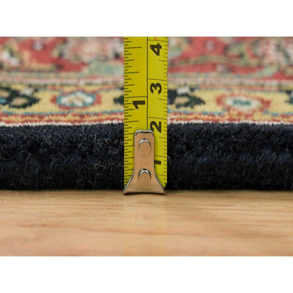 Asphalt Black 175 KPSI 100% Wool Hand Knotted Herrita Design Rug, 4'1"x5'9"