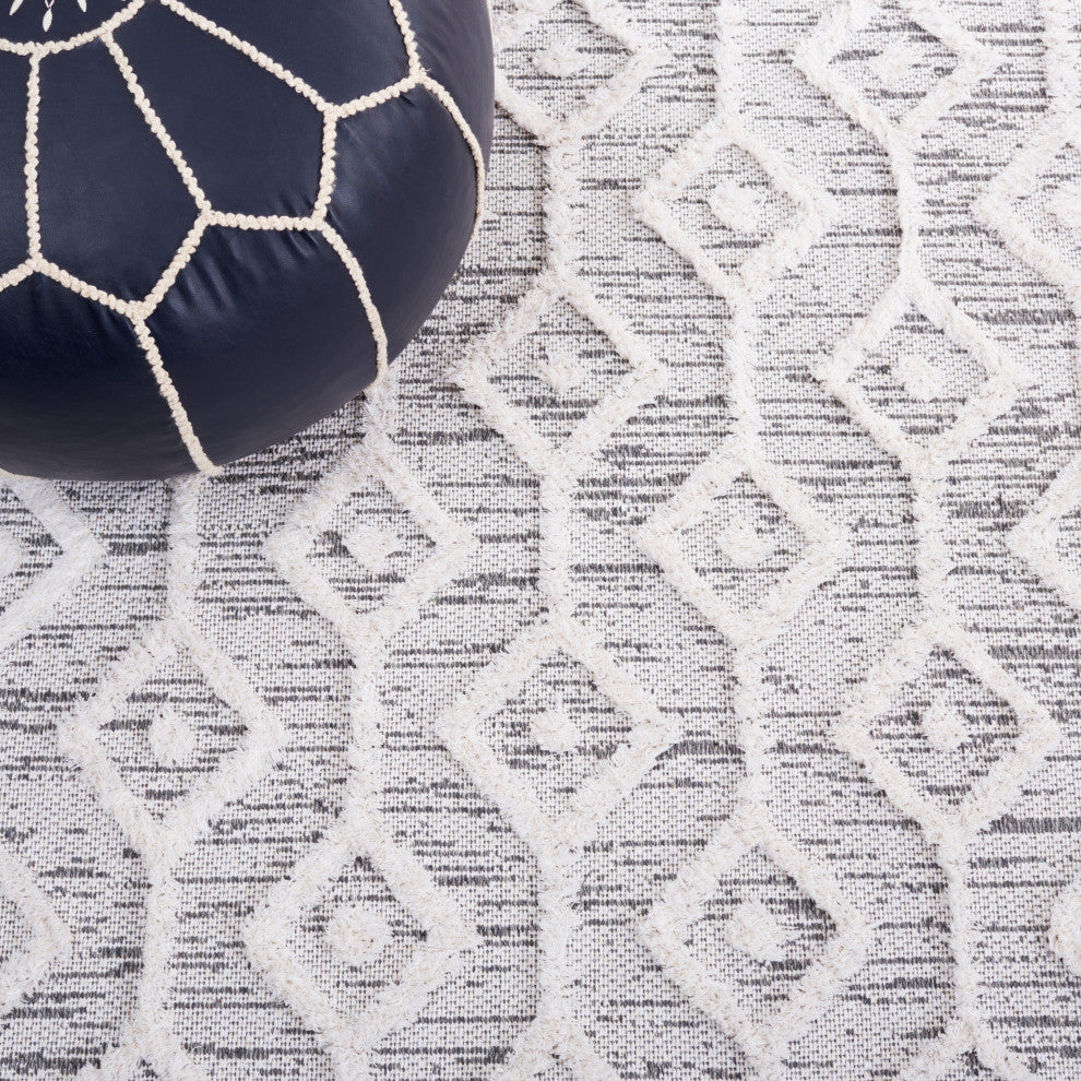 Safavieh Augustine Collection, AGT756 Rug