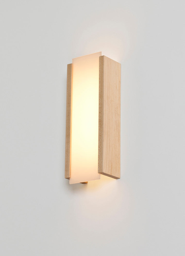 Capio 17 LED Wall Sconce, 277V, Maple, 2700K
