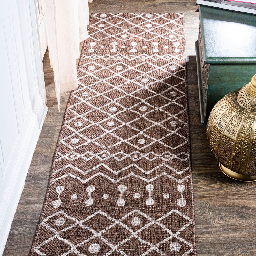 Nokat Tribal Bohemian Indoor/Outdoor Brown/Beige 2 ft. x 10 ft. Runner Rug