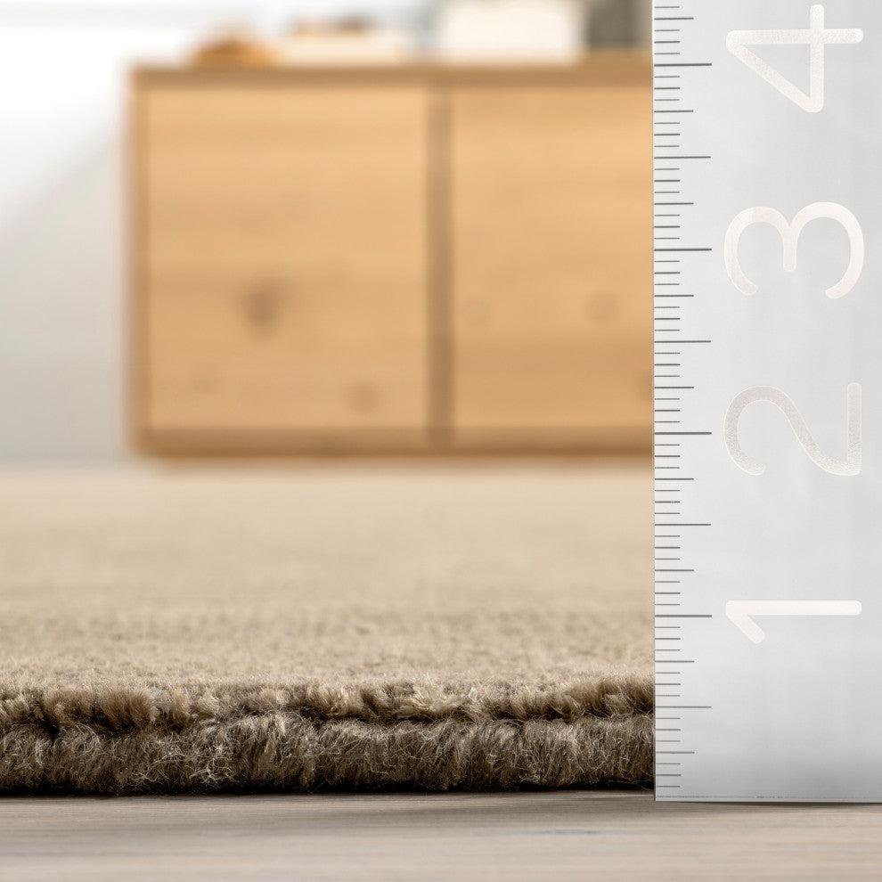 Arrel Speckled Wool-Blend Area Rug, Fawn 8'
