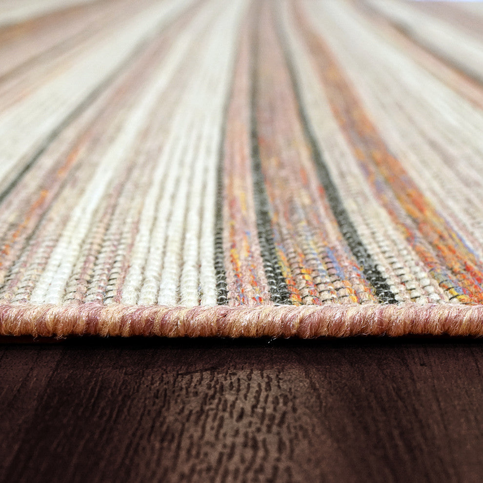 Newport Blush And Ivory Area Rug, 5'3"X7'7"