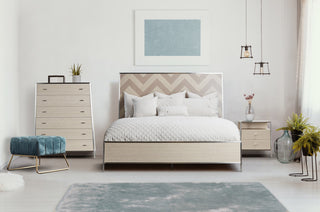 Silverlake Village Eastern King Panel Bed, Washed Oak