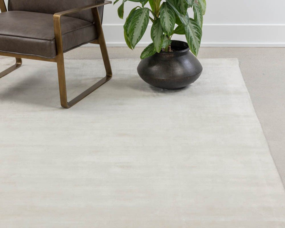 Alaska Hand-Loomed Rug, White, 8'x10'