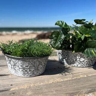2 Piece Embossed Grey Metal Planter Set