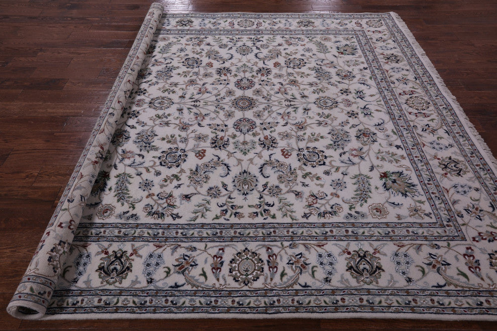 8' Square Wool and Silk Persian Nain Hand Knotted Rug Q9340