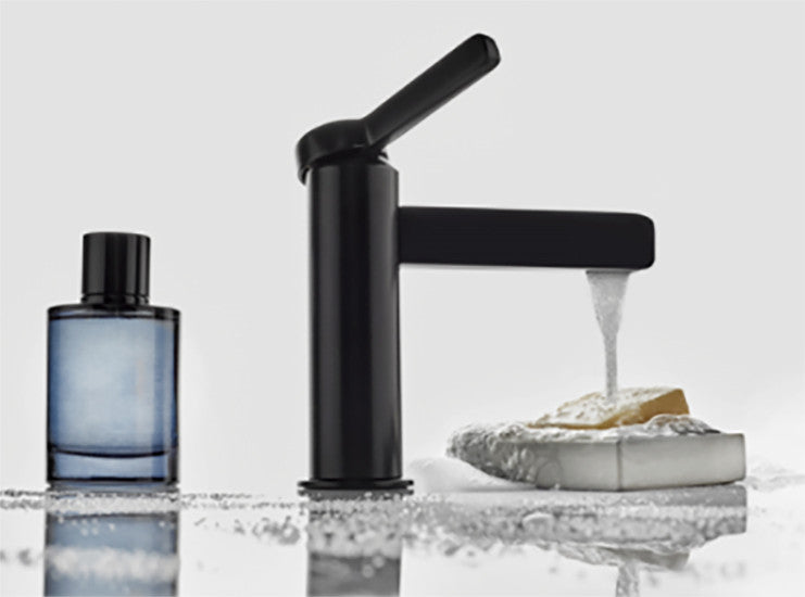 Faucet Axis, Black