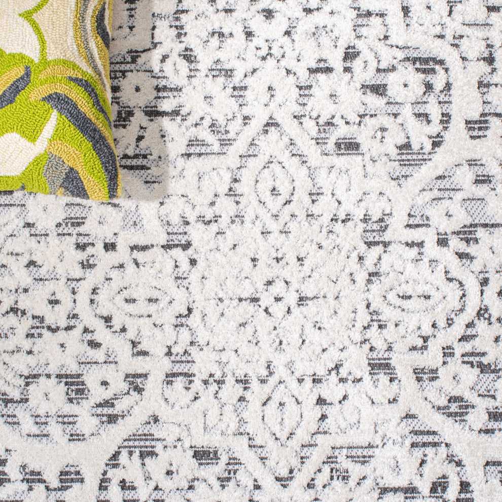 Safavieh Indoor-Outdoor Cabana Collection, CBN656 Rug, Ivory/Grey, 6'7" Square