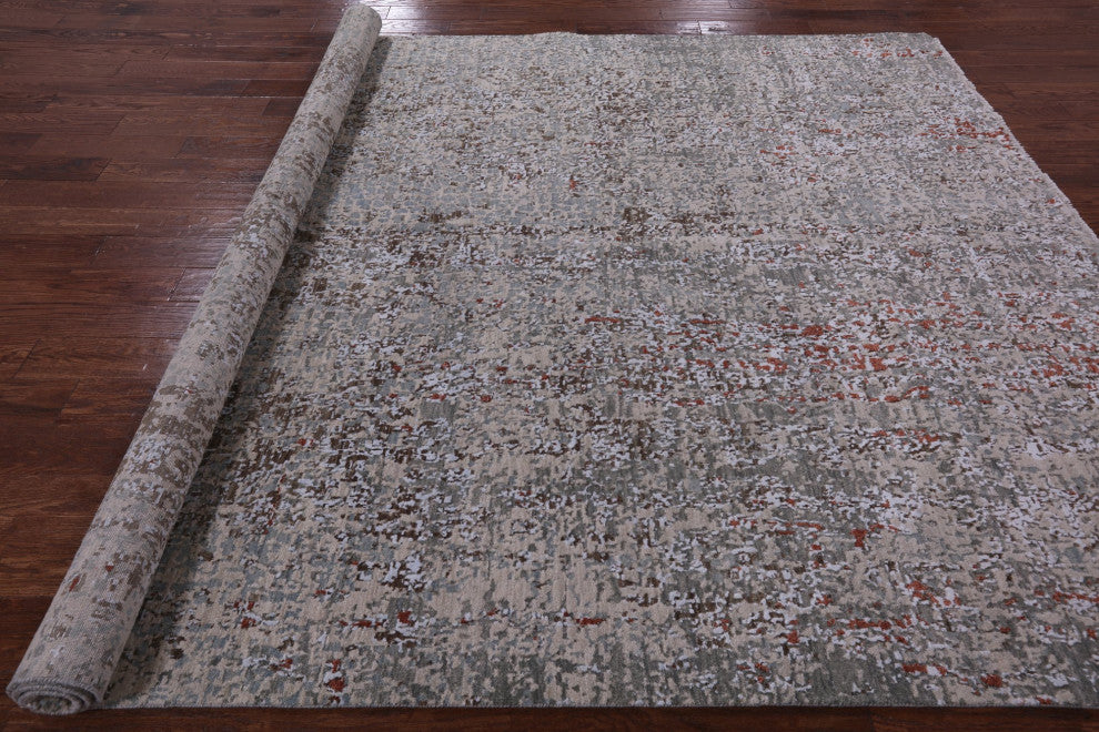 8' 1" X 10' 4" Handmade Contemporary Wool and Silk Rug Q4553