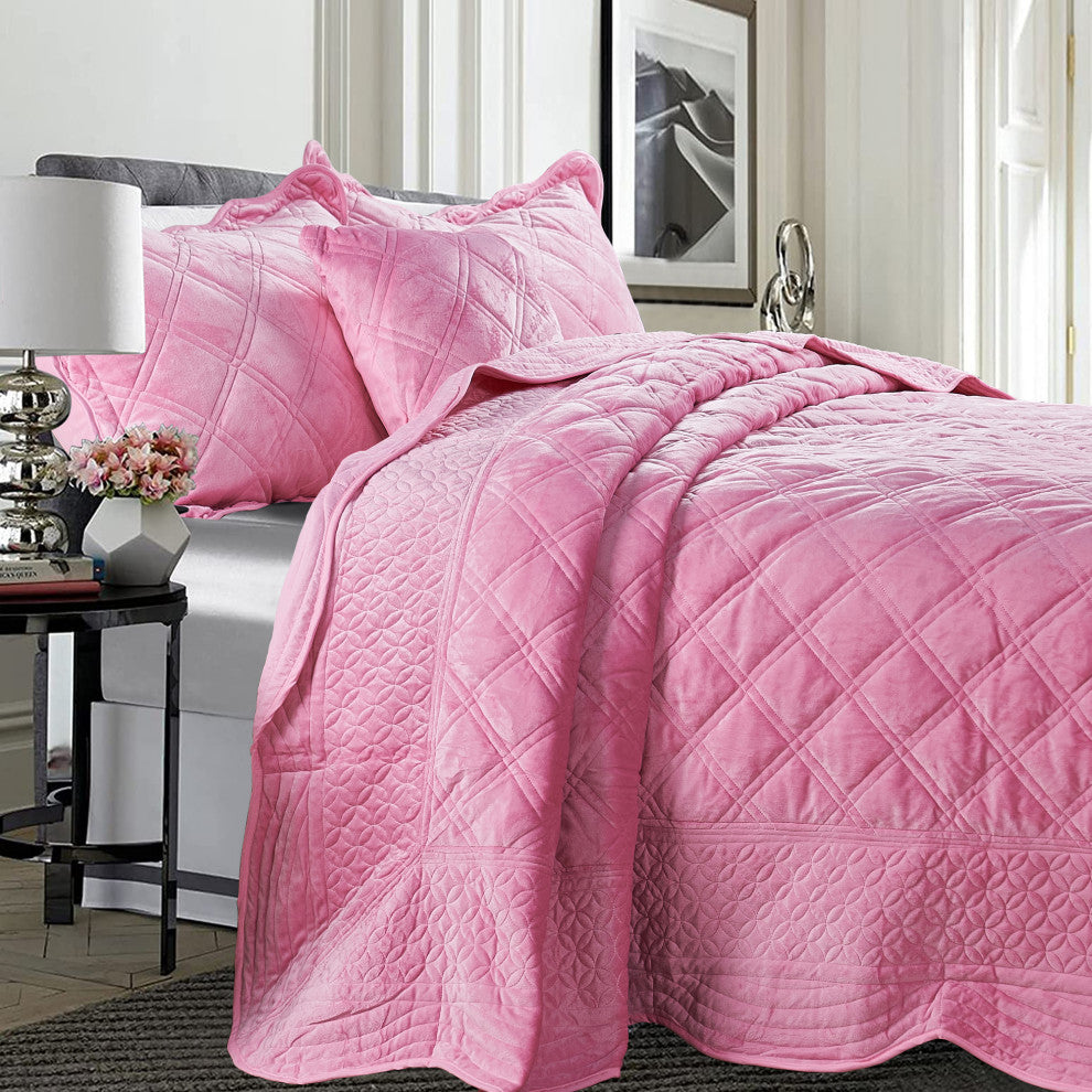 Supersoft Microplush Quilted 4-Piece Bed Spread Set, Pink, Queen