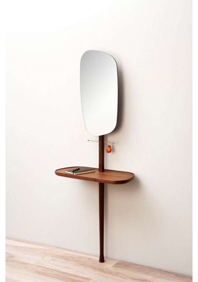 Nomon Recibidor Hallway Furniture, Natural Walnut and Polished Brass