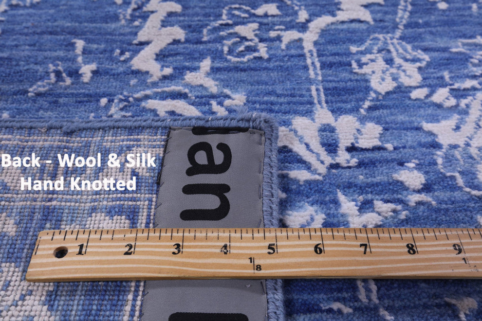 8' 0" X 10' 1" Persian Wool & Silk Hand Knotted Rug - Q15798