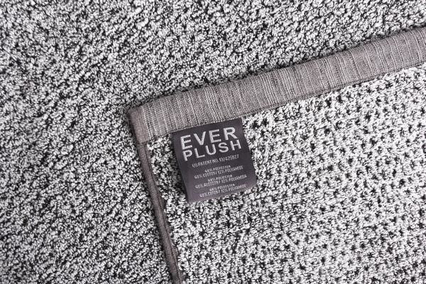Everplush Quick Dry Diamond Jacquard Bath Towel, Set of 2, Gray