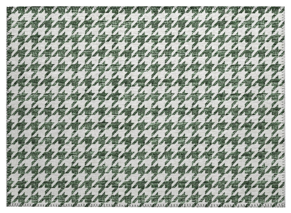 Indoor/Outdoor Hinton HN1 Green Machine Washable 1'8" x 2'6" Rug