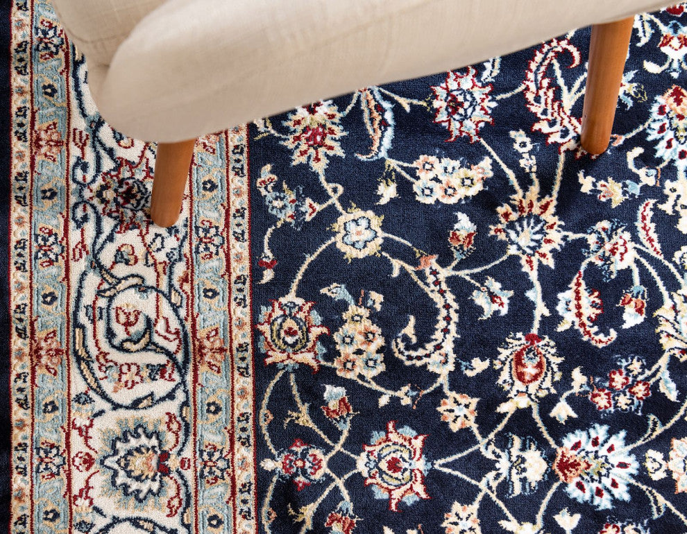 Traditional Kelayeh Round 5' Round Waves Area Rug
