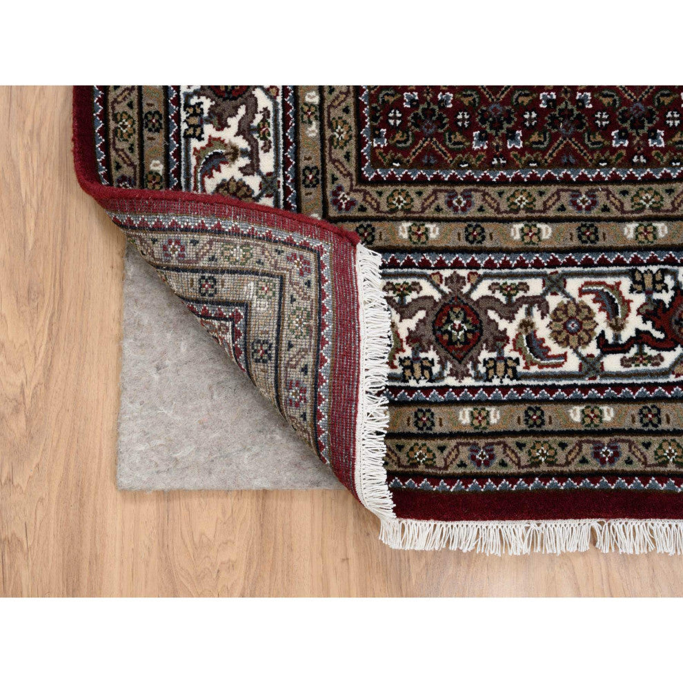 Red Herrita Hand Knotted 175 KPSI Wool and Silk Oriental Rug, 5'9"x8'9"