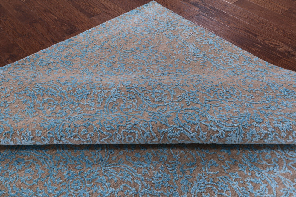Persian Wool and Silk Hand-Knotted Rug 8' 2" X 10' 1" Q6248
