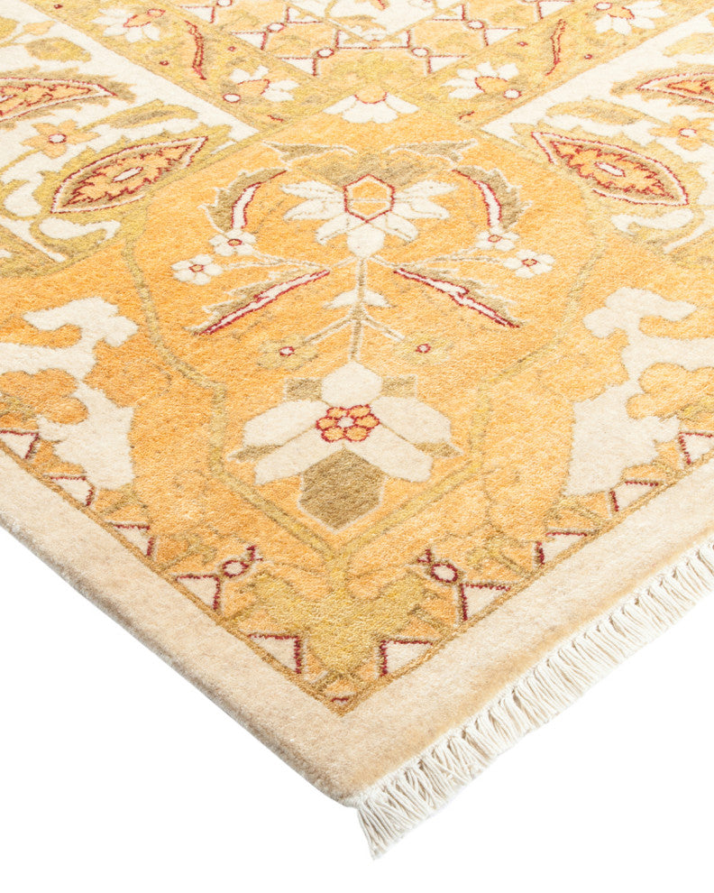 Jade, One-of-a-Kind Hand-Knotted Area Rug Ivory, 8'1"x10'3"