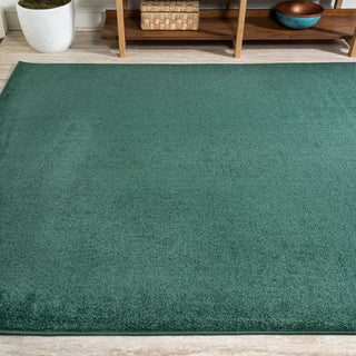 Haze Solid Low-Pile Runner Rug, Emerald, 4 X 6
