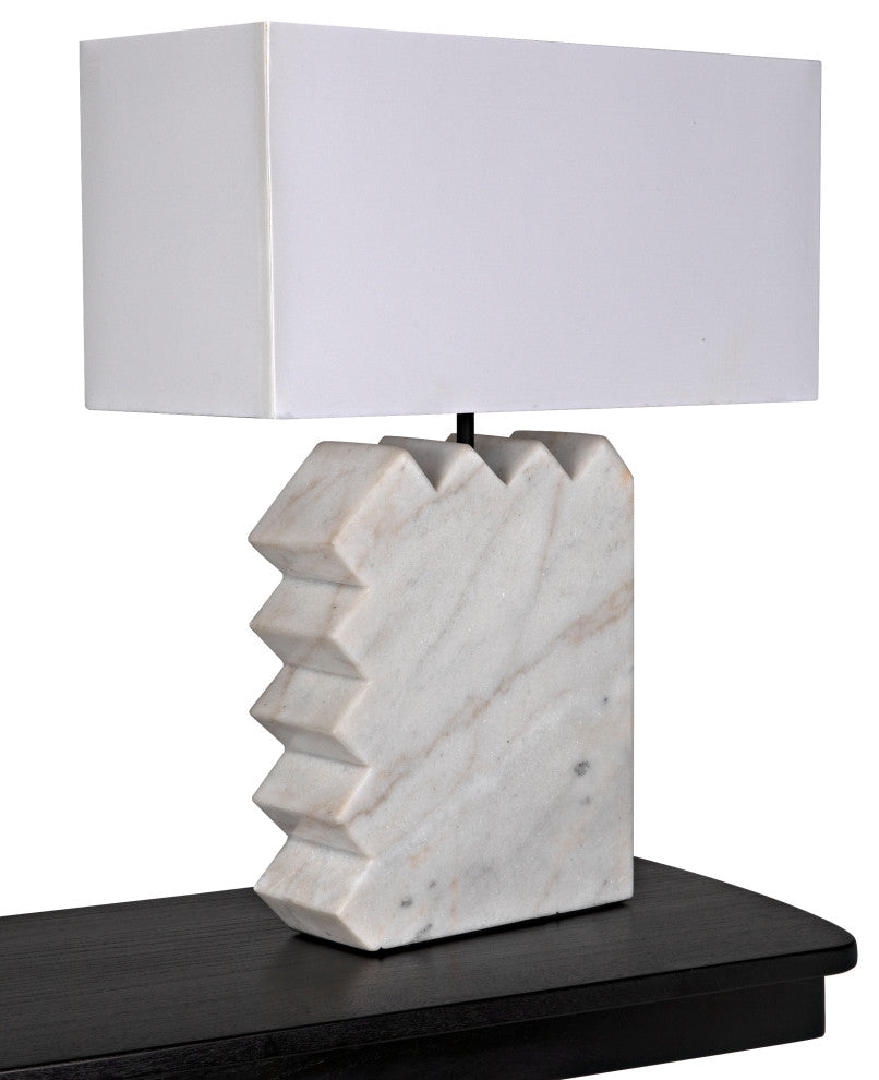 Gaheris Table Lamp With Shade