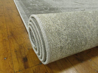 Unique Loom Light Gray La Jolla Floral 7'x10' Area Rug