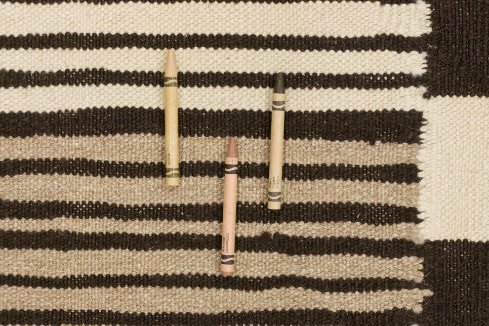 New Handwoven Turkish Kilim Rug 5' 11" x 7' 7", 71 in. x 91 in.