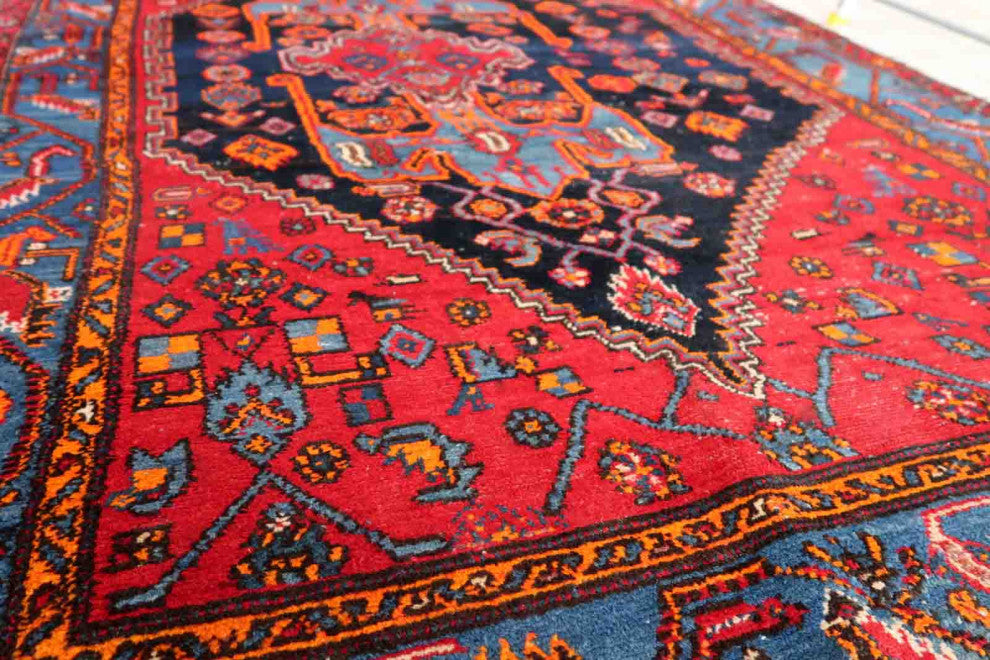 Handmade Vintage Persian Hamadan Rug 4.3'x6.4', 133cmx196cm 1950s