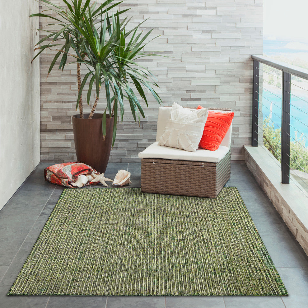 Carmel Texture Stripe Indoor/Outdoor Rug, Green, 4'10"x7'6"