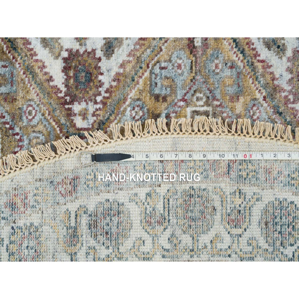 Ivory Shiraz Rosettes Border Wool Hand Knotted Round Oriental Rug, 5'10"x5'10"