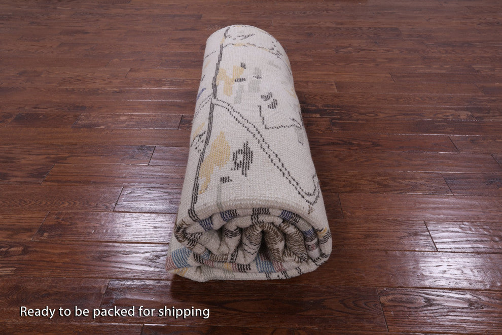 Moroccan Handmade Wool Rug 7' 11" X 10' 0" Q9275