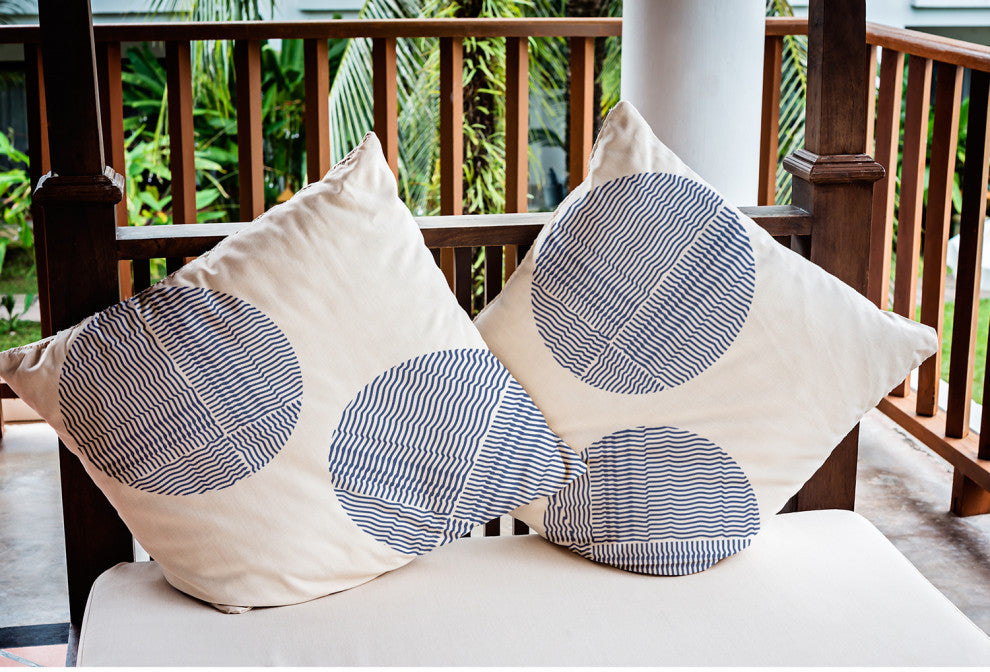 Circles Polyester Indoor/Outdoor Pillow, Nautical Navy, 20"x20"
