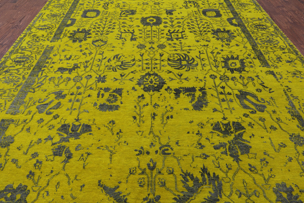 9' 9" X 14' 3" Handmade Persian Wool and Silk Rug Q11766