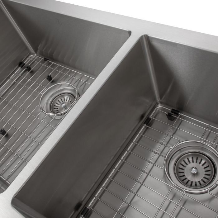 ZLINE Farmhouse Double Bowl Stainless Steel Sink with Bottom Grid