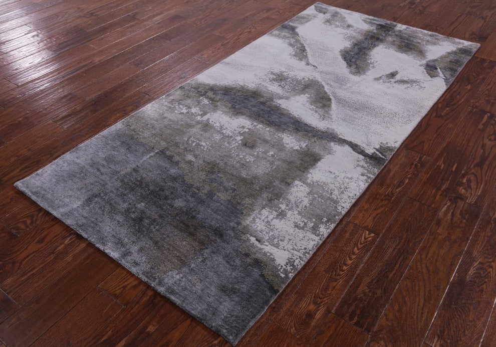 3' 7" X 7' 7" Wool and Silk Handmade Abstract Rug Q9073