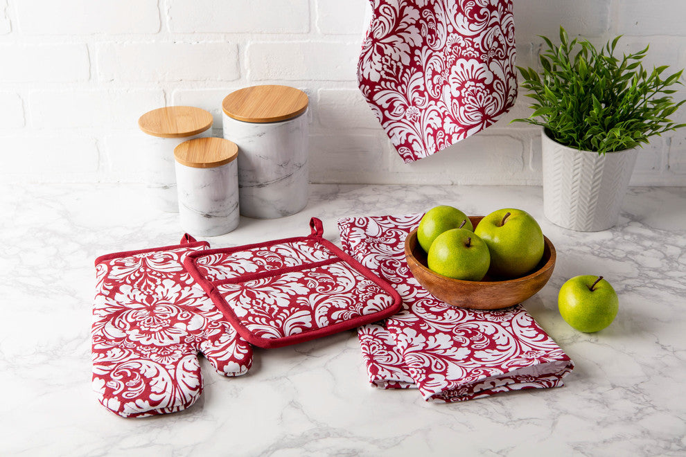 Wine Damask Oven Mitt and Potholder Set